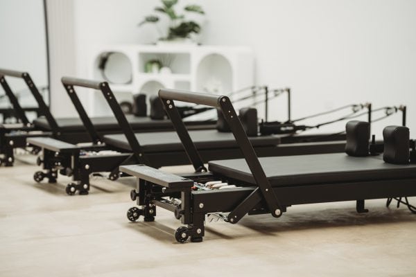 C8-Pro Pilates Reformer - Noir/Black