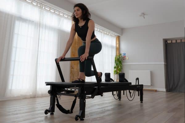 C8-Pro Pilates Reformer - Noir/Black